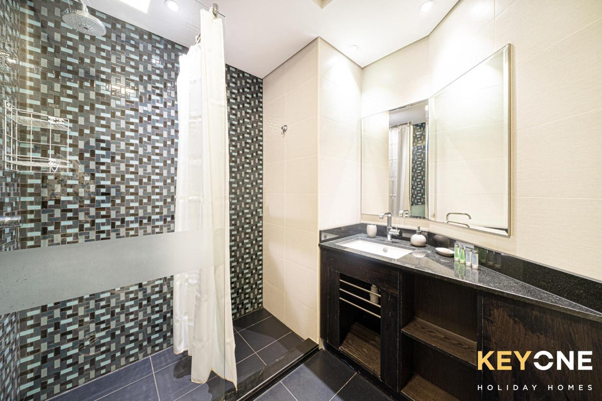 Lavish One Bedroom With Amazing Sun Deck & Pool Dubaï Extérieur photo